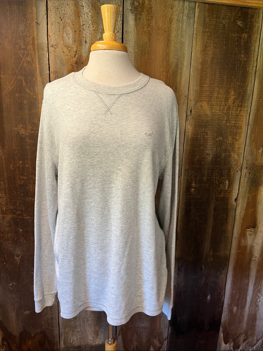 Hollister Thermal Shirt Mens Long Sleeve Waffle Knit Crew Neck Logo Gray Size XL